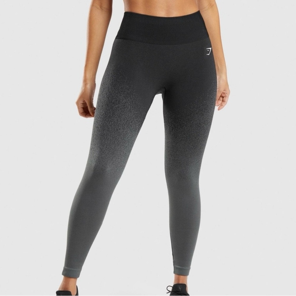 Gymshark Ombré Workout Leggings Black Grey size S